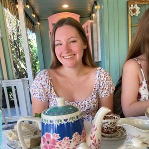 Meet your Posher, Lindsay